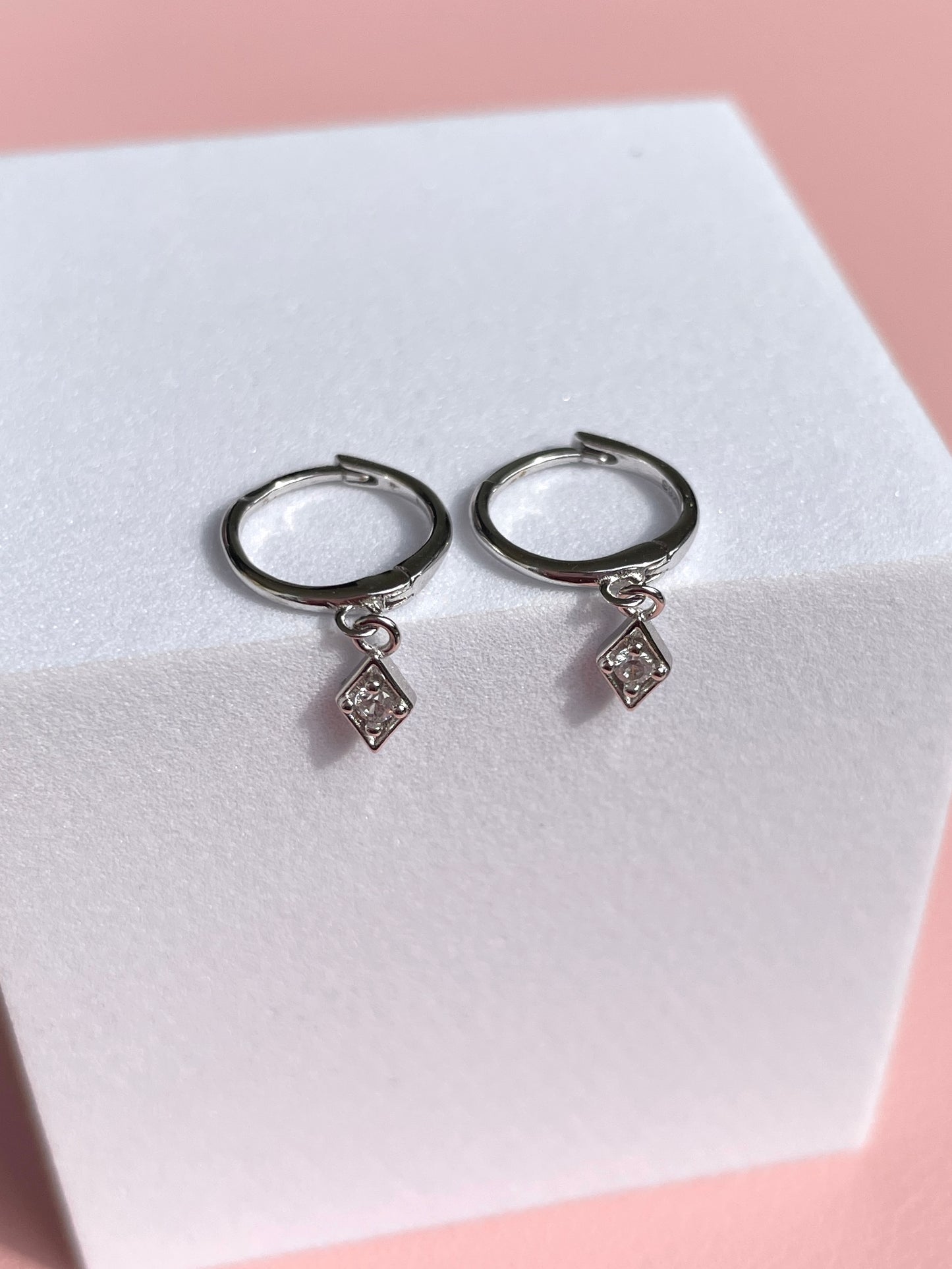Shiny Hoops