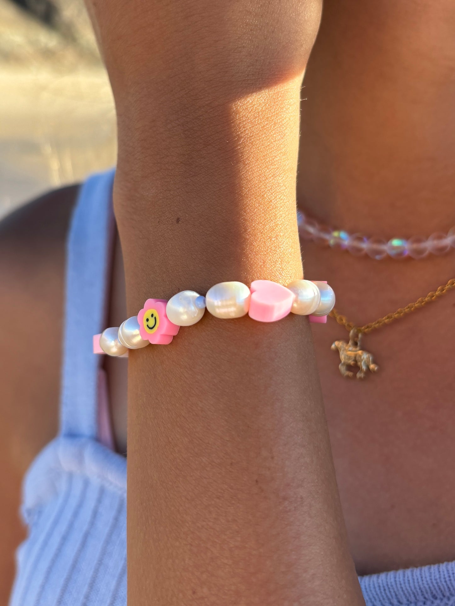 Happy Club Armband