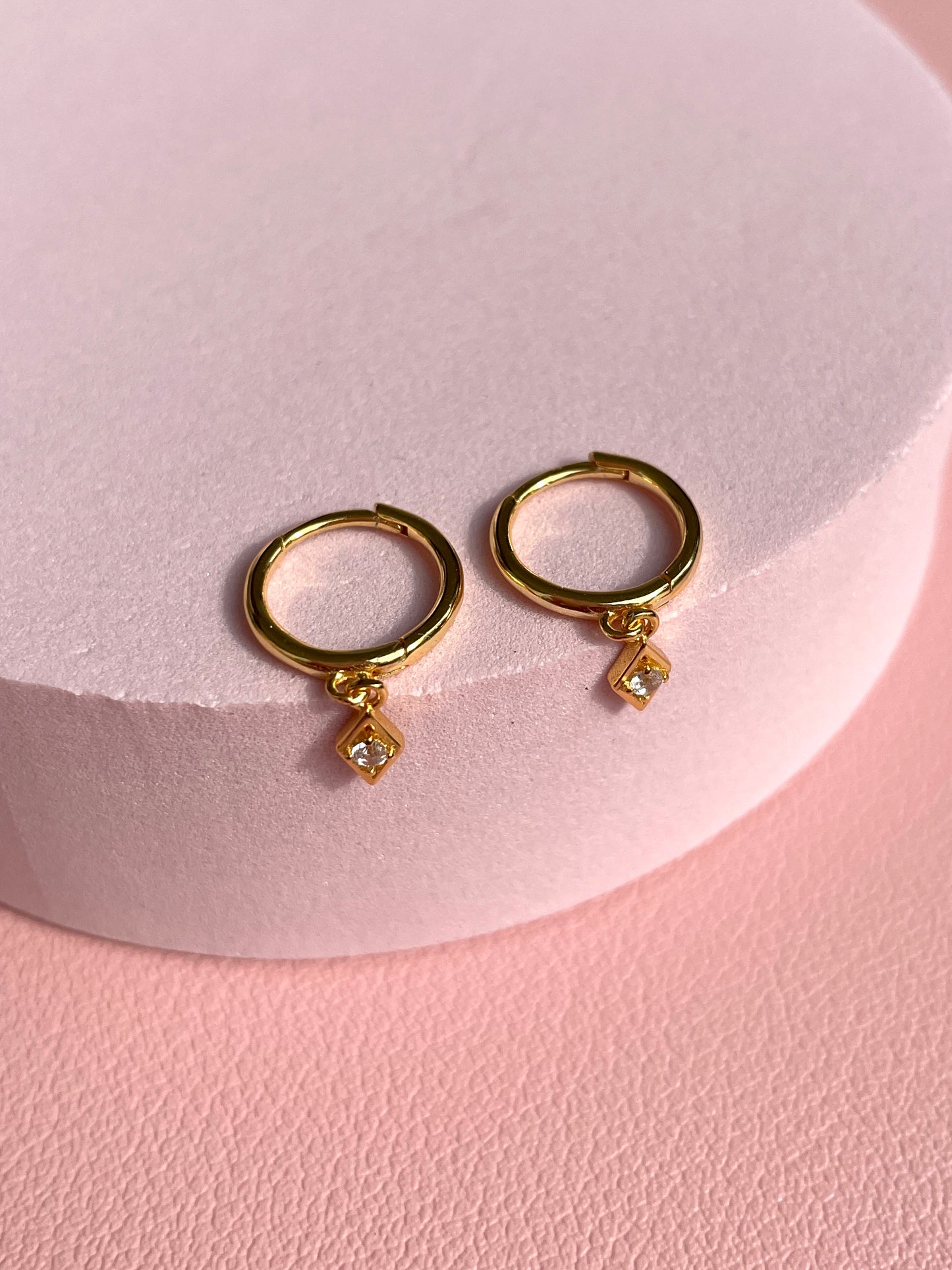 Shiny Hoops