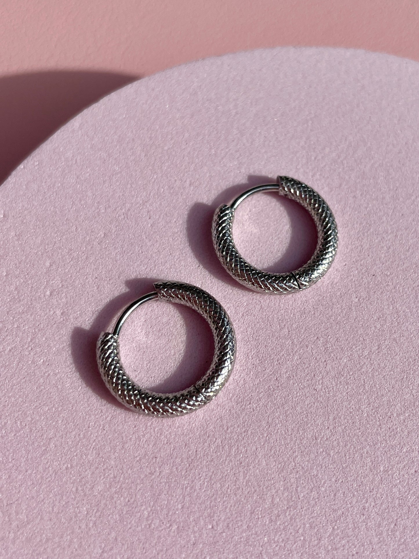 Snake Style Hoops
