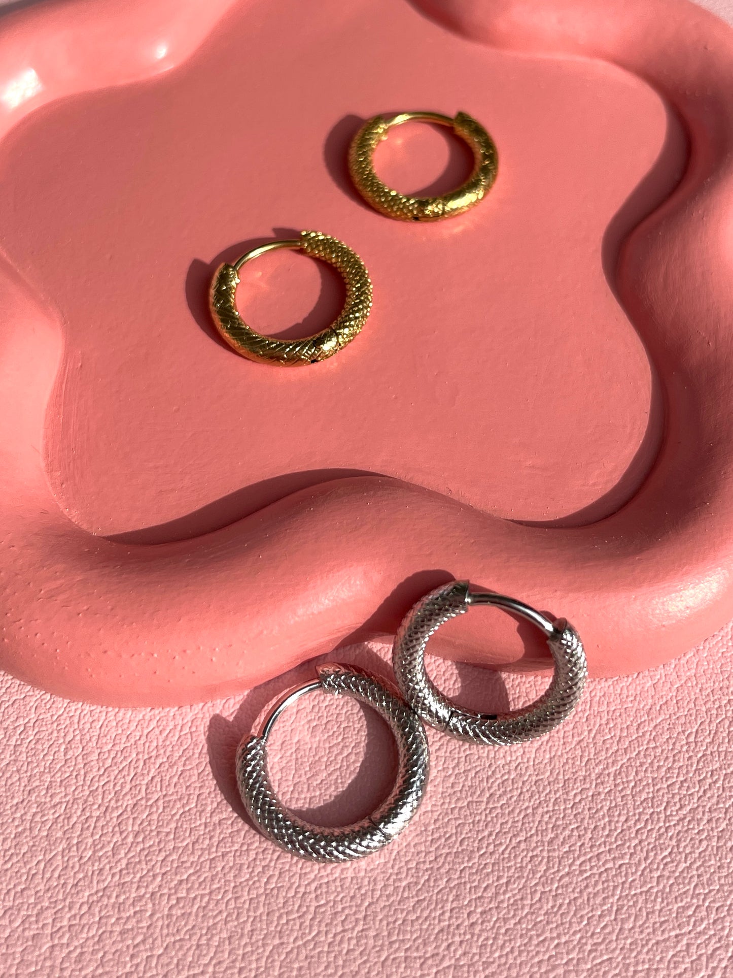 Snake Style Hoops
